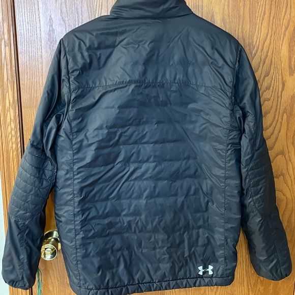 Under Armor Puffer - Men’s M/Women’s L - EUC - Picture 3 of 4